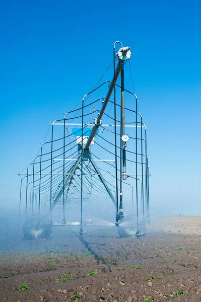 Automatiserat System För Bevattning Odlade Jordbrukslandskap — Stockfoto