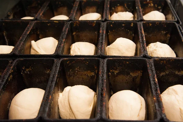 Boulangerie Production Pain Petits Pains Tartes Biscuits Travail Baker — Photo