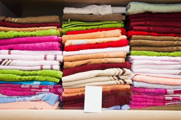 Colorful Towels Shelves Store — Stock Photo, Image