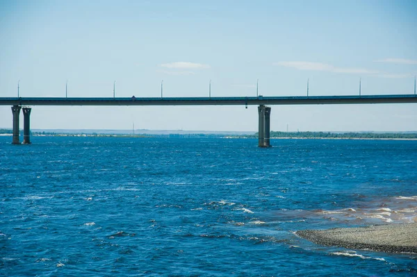 River Bridge Blue Skies Landscape — Stock Photo, Image