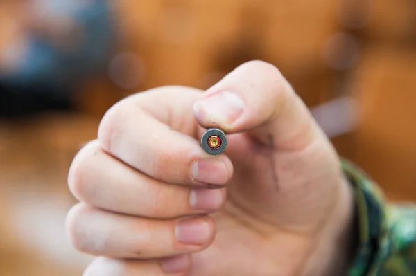 Die Arbeit Eines Kriminalisten Tatort Fingerabdrücke Kugeln Metalldetektor — Stockfoto