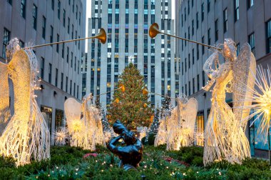 Melekler ve Noel ağacı, Nyc ile ünlü Noel dekorasyon