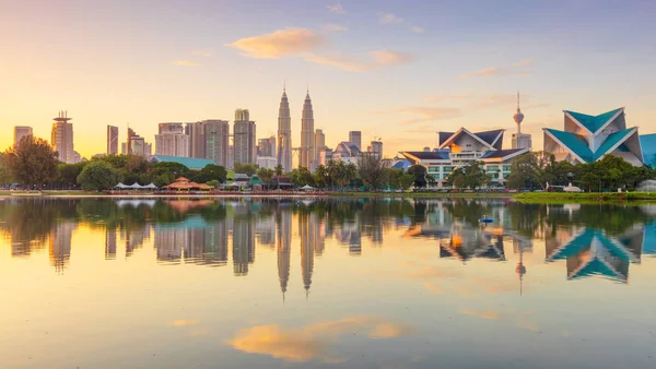 Sunrise panorámás kilátással Kuala Lumpur city, Malajzia — Stock Fotó