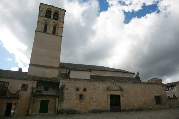 Torre en la plaza de Pedraza —  Fotos de Stock