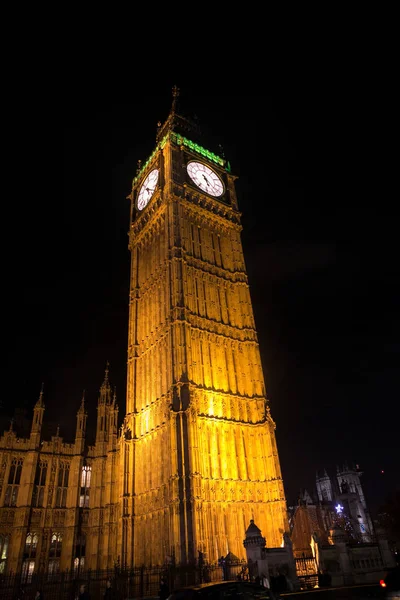 Big Ben Londýn v noci — Stock fotografie