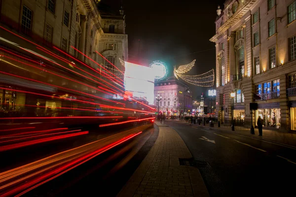 밤, 런던에 Picadilly 서커스 — 스톡 사진