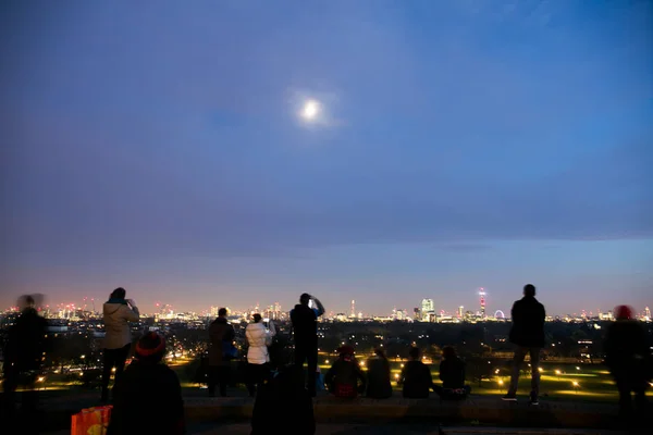 Primrose Hill w nocy, Londyn — Zdjęcie stockowe