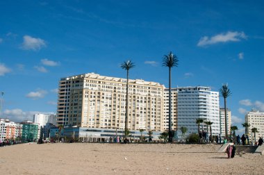 güneşli güzel bir plaj Kuzey Afrika insanlarda