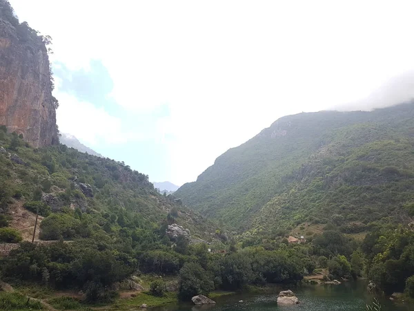 Montagna paesaggio in Africa settentrionale — Foto Stock