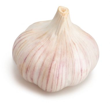 beyaz üzerine taze sarımsak