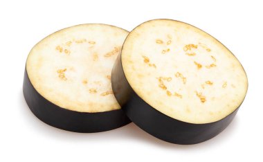 Dilimlenmiş patlıcan yolu beyazda izole edildi