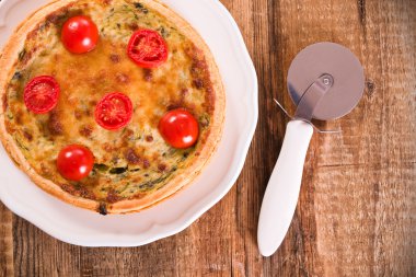 Pırasa ve domates salçası. 