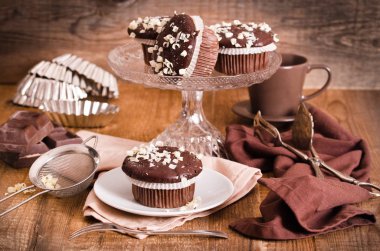 Çikolata muffin cam tepsi. 