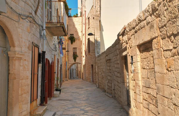 Steegje, Molfetta. Puglia. Italië. — Stockfoto