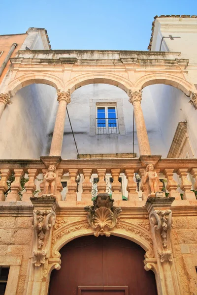 Palacio Antonelli. Rutigliano. Puglia. Italia . —  Fotos de Stock