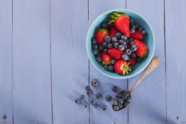 Taze meyve ile Kahvaltı. 