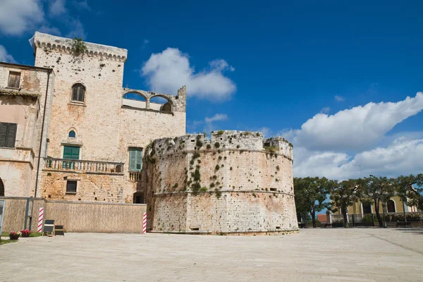 Kasteel van conversano. Puglia. Italië. — Stockfoto