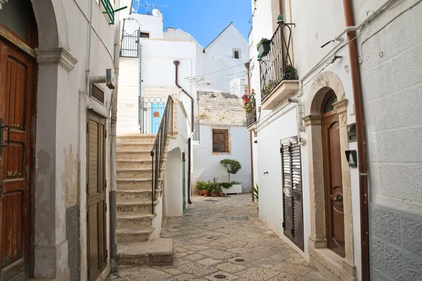 Alleyway. Noci. Puglia. Italy. — Stock Photo, Image