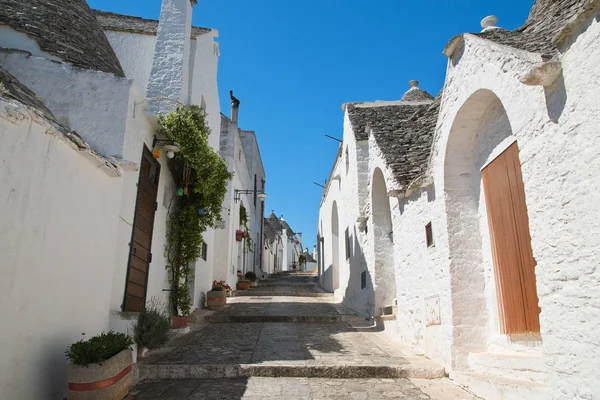 Trulli-hus. Alberobello. Puglia. Italia . – stockfoto