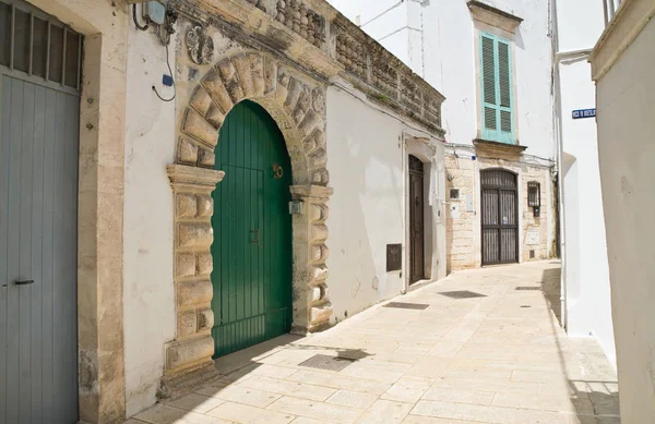 Gasse. Martina Franca. Apulien. Italien. — Stockfoto