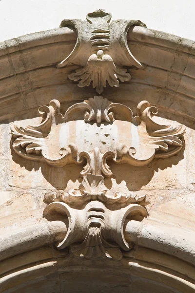 Historiska palatset. Det är Martina Franca. Apulien. Italien. — Stockfoto