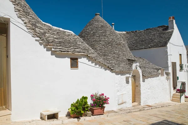 Σπίτια Trulli. Αλμπερομπέλο. Puglia. Ιταλία. — Φωτογραφία Αρχείου