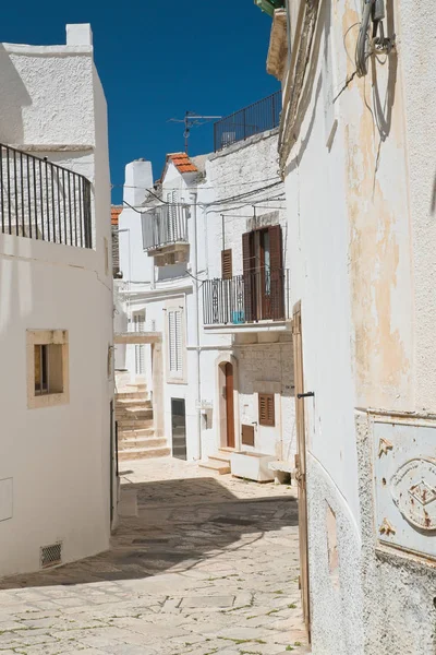 En gränd. Jag heter Noci. Apulien. Italien. — Stockfoto