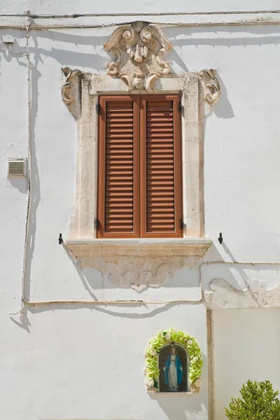 Historiska palatset. Det är Martina Franca. Apulien. Italien. — Stockfoto