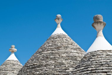 Trulli evler. Alberobello. Puglia. İtalya.