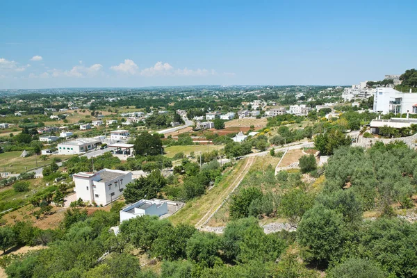 Vista panorámica de Cisternino. Puglia. Italia . —  Fotos de Stock