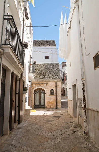 Para o beco. Noci. Puglia. Itália . — Fotografia de Stock