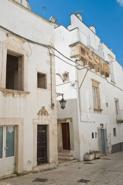 Gasse. Martina Franca. Apulien. Italien. — Stockfoto