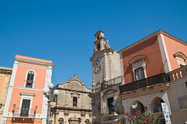 Een steegje. Massafra. Een Puglia. Italië. — Stockfoto