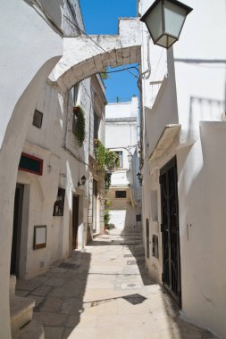 alleyway. Cisternino. Puglia. İtalya. 