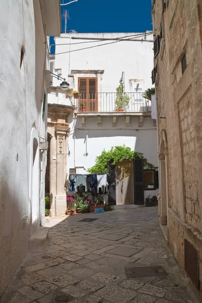 Para o beco. Noci. Puglia. Itália . — Fotografia de Stock