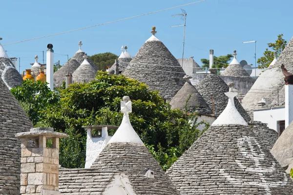 Trulli-Häuser. alberobello. Apulien. Italien. — Stockfoto