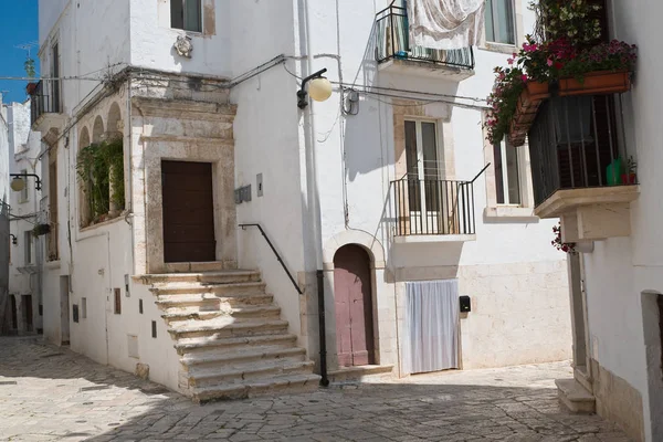 Vicolo. Putignano. Puglia. Italia . — Foto Stock