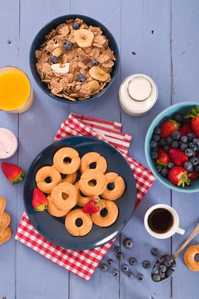 Kepekli tahıllar ile Kahvaltı. 