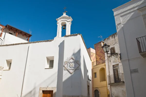 Historiska kyrka. Rutigliano. Puglia. Italien. — Stockfoto