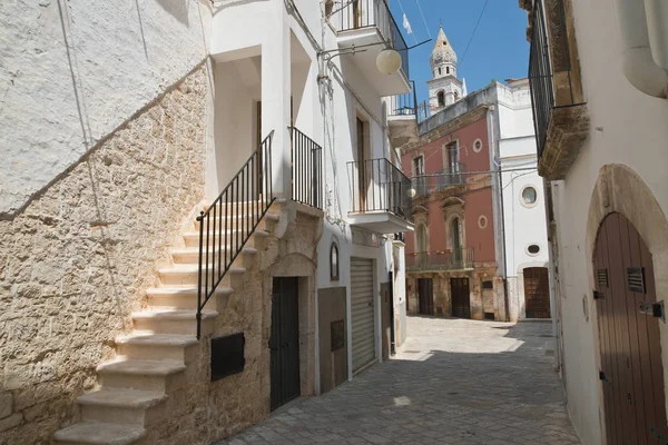 Steegje. Putignano. Puglia. Italië. — Stockfoto