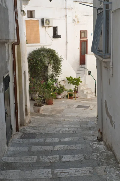 Alleyway. Castellaneta. Puglia. Italy. — Stock Photo, Image