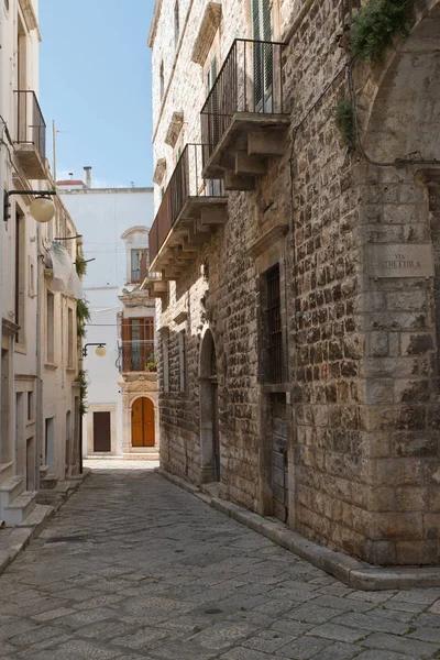 Gasse. putignano. Apulien. Italien. — Stockfoto