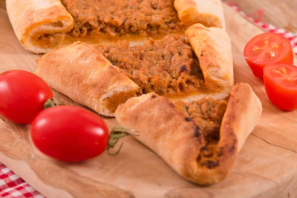 Pizza Turque Pide Avec Viande Oignon — Photo