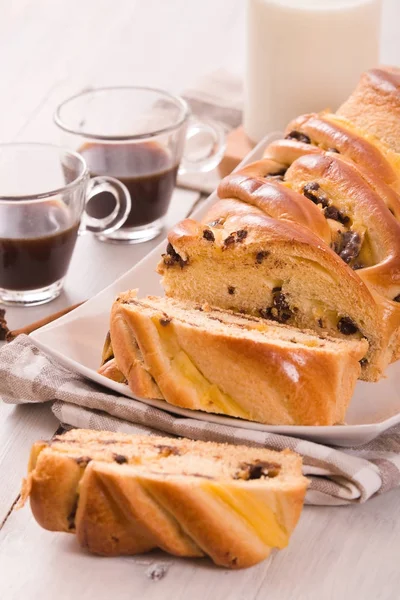 Brioche Com Chips Chocolate — Fotografia de Stock