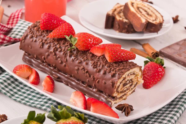 Chocolate Roll Strawberries — Stock Photo, Image