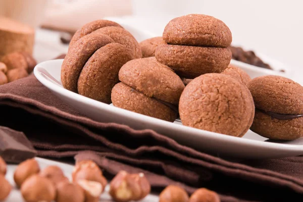 Φουντούκι Σάντουιτς Κουλουρακιών Γεμίζουν Κρέμα Σοκολάτας — Φωτογραφία Αρχείου