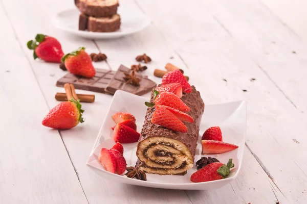 Chocolate Roll Strawberries — Stock Photo, Image