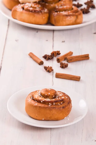 Cinnamon Rolls Spices White Dish — Stock Photo, Image