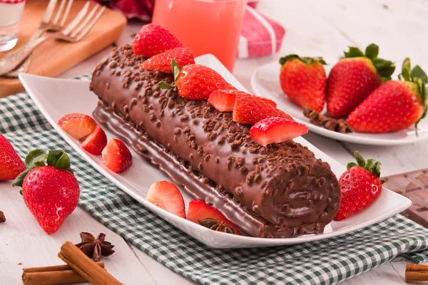 Chocolate Roll Strawberries — Stock Photo, Image