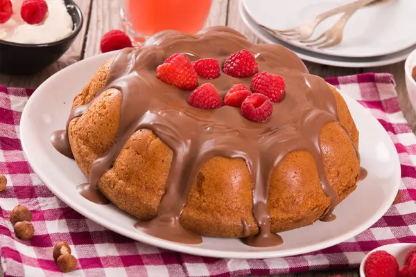 Chocolate Cake Raspberries — Stock Photo, Image
